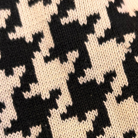 Knit Zip Up Cardigan - Picture 4 of 4